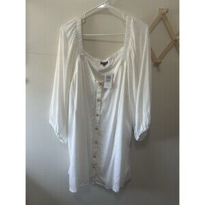 Torrid Size 5 White Button Up Top Loose Fitting Breezy